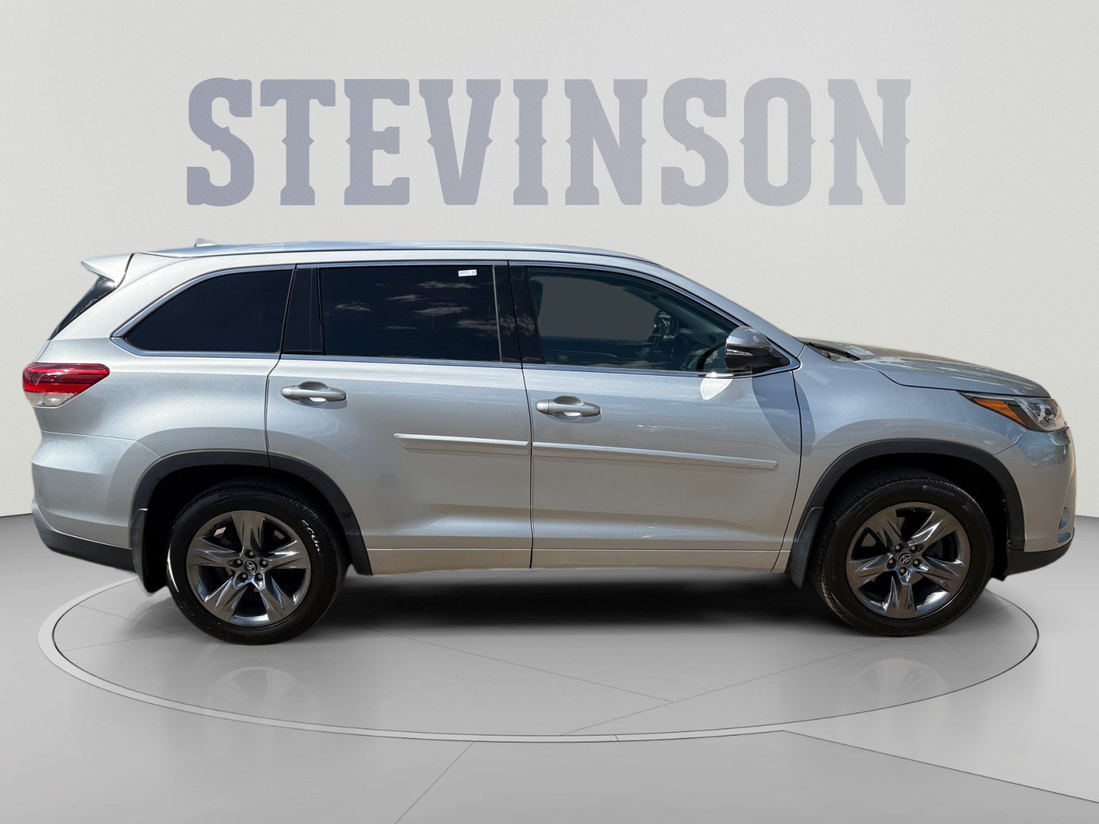Used 2018 Toyota Highlander Limited Platinum AWD/4WD image 6