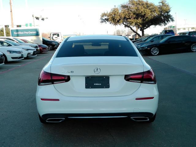 Used 2022 Mercedes-Benz A 220 w/ Premium Package image 9