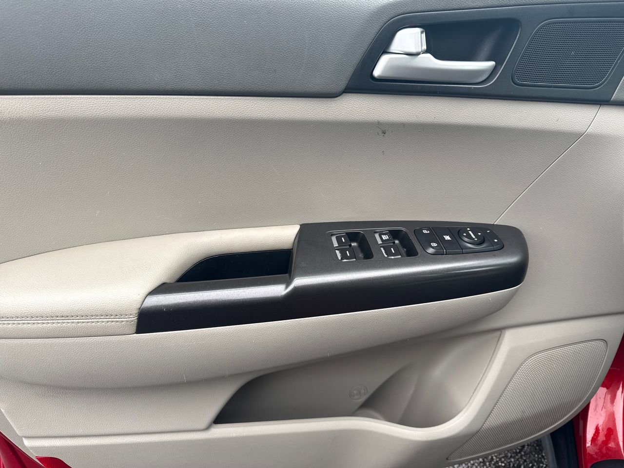 Used 2018 Kia Sportage LX w/ LX Popular Package image 14