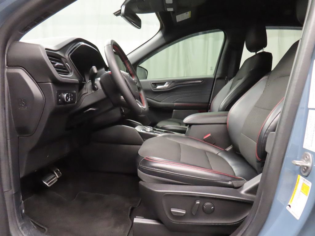 Used 2024 Ford Escape ST-Line Elite image 9
