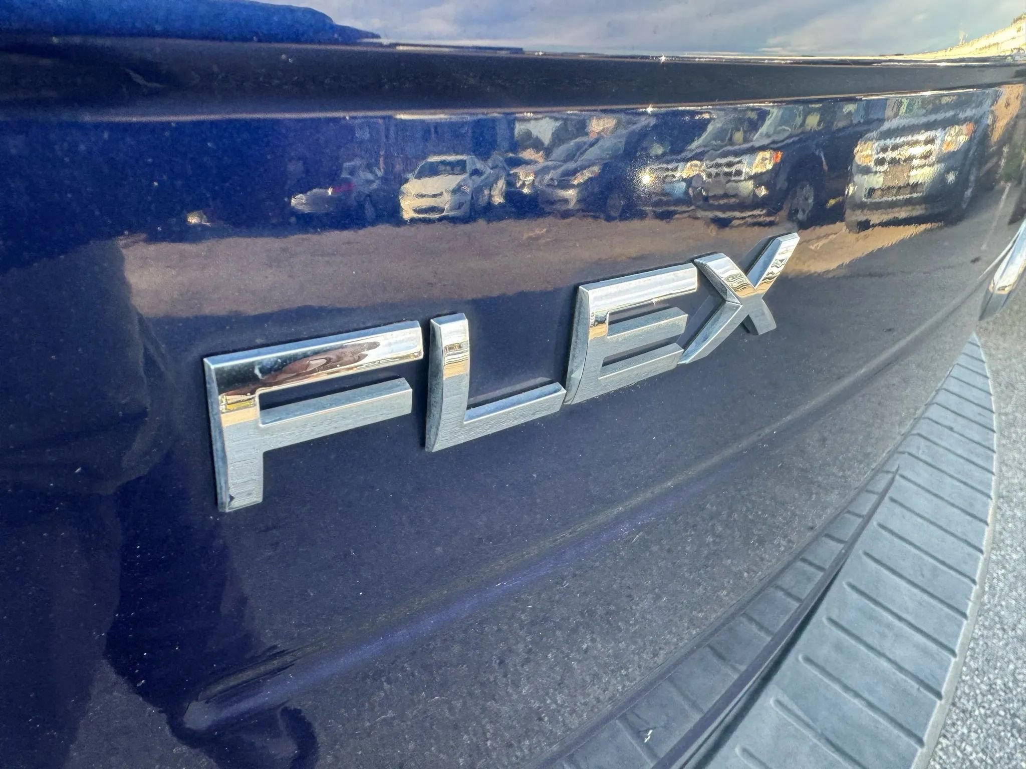 Used 2011 Ford Flex SEL w/ Rapid Spec Order Code FWD image 31