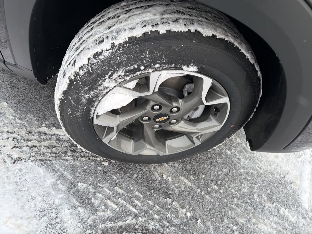 New 2026 Chevrolet Trax LT w/ Driver Confidence Package FWD image 13
