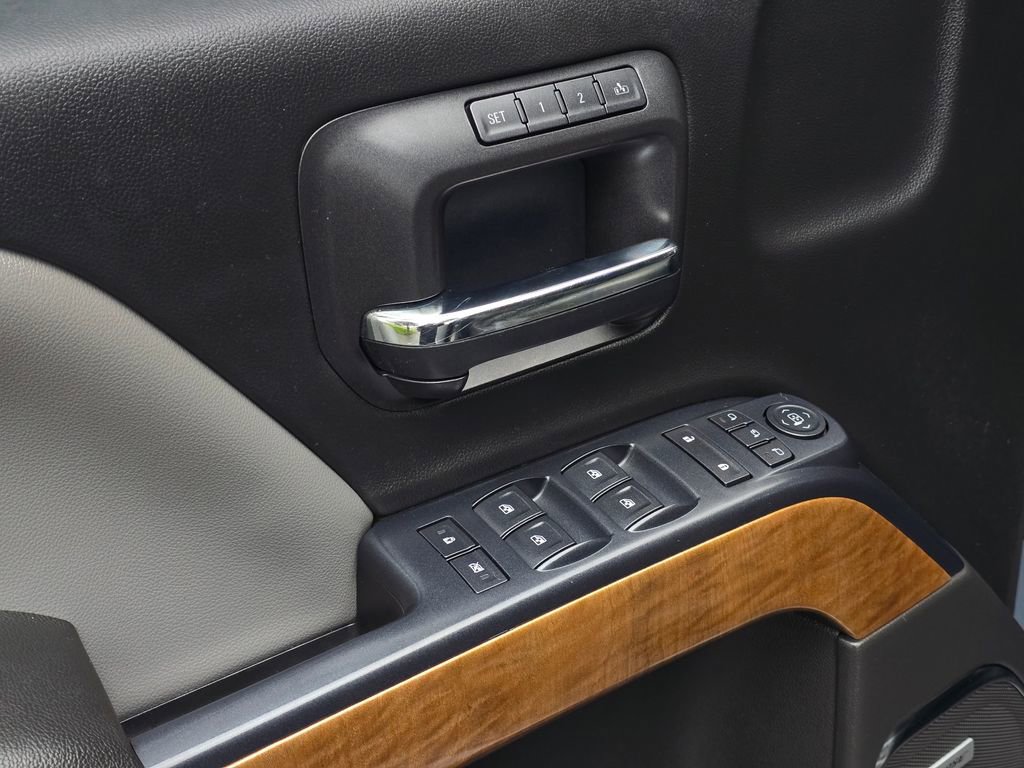 Used 2016 Chevrolet Silverado 1500 LTZ w/ LTZ Plus Package image 27