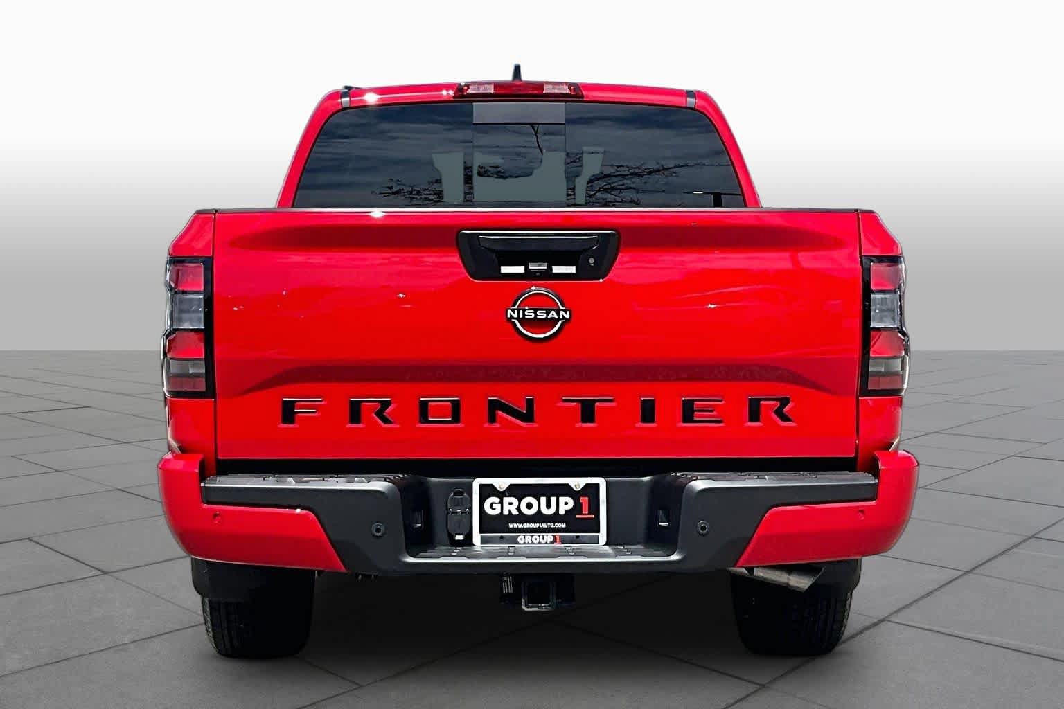 New 2027 Nissan Frontier SV w/ SV Convenience Package RWD image 4