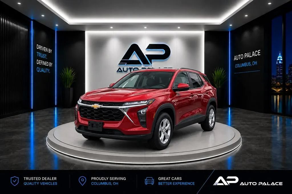 Used 2024 Chevrolet Trax LS w/ LS Convenience Package FWD image 1