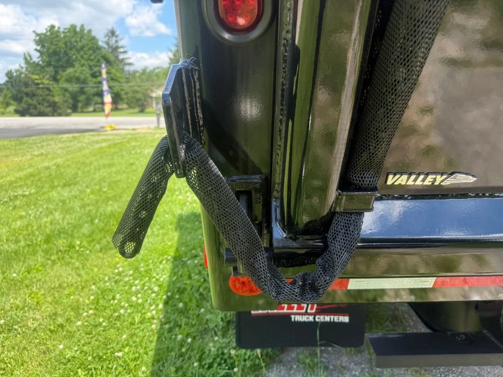 New 2024 RAM 5500 Tradesman RWD image 40