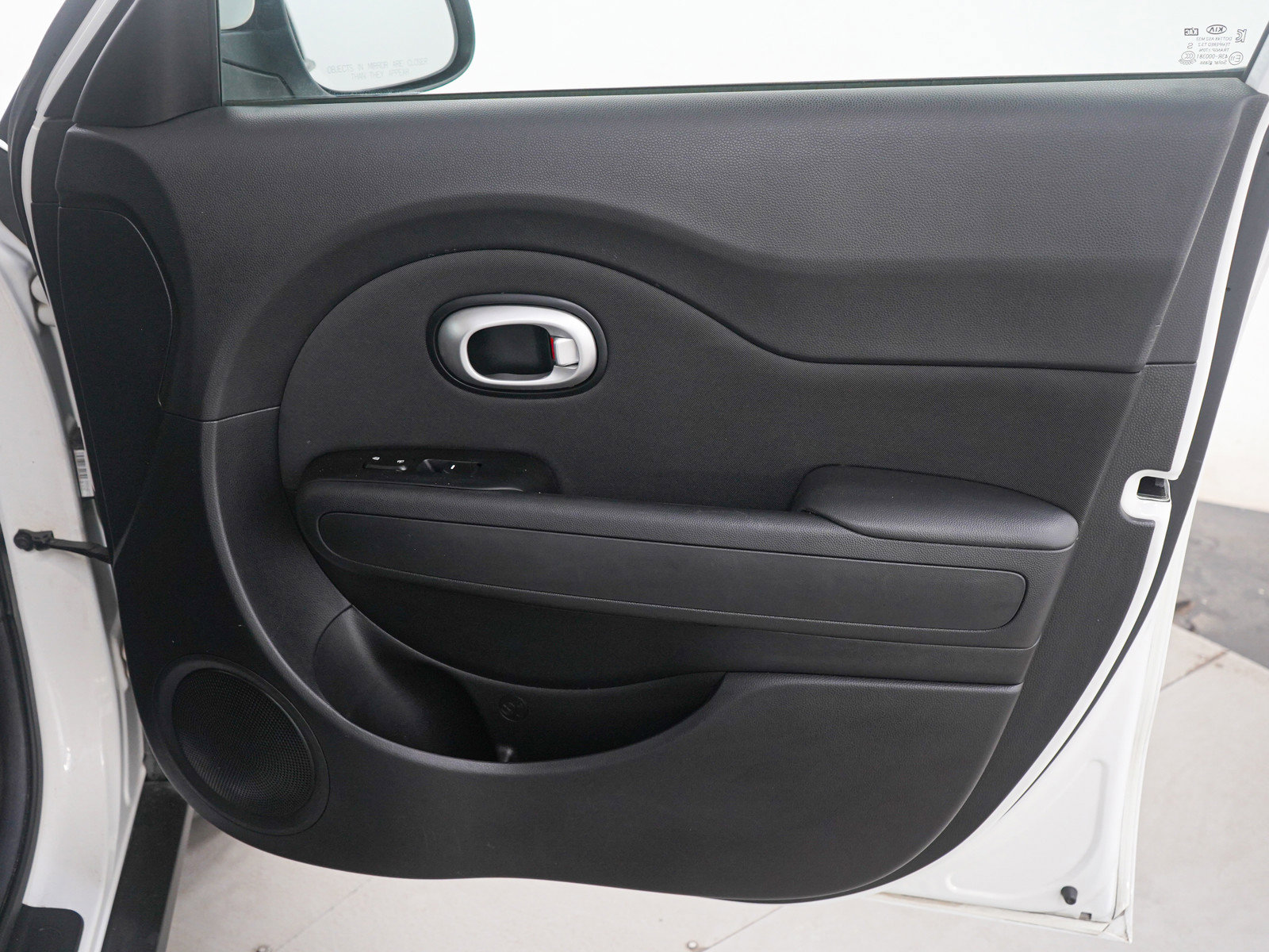 Used 2015 Kia Soul FWD image 11