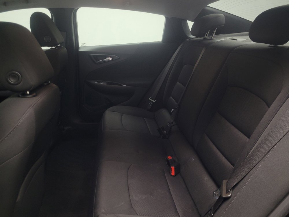 Used 2021 Chevrolet Malibu RS FWD image 18