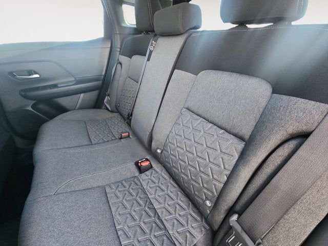New 2025 Nissan Kicks SV w/ Illumination Package image 13