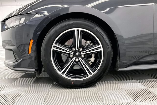 Used 2024 Ford Mustang Premium RWD image 9