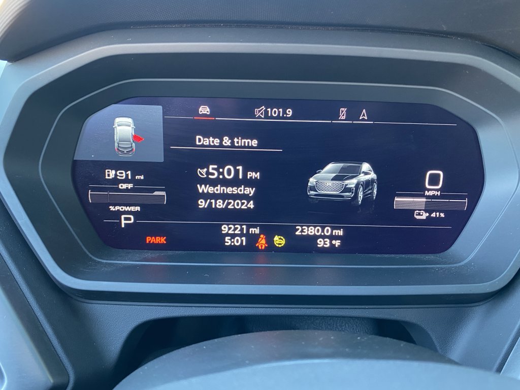 Used 2023 Audi Q4 e-tron Prestige image 31