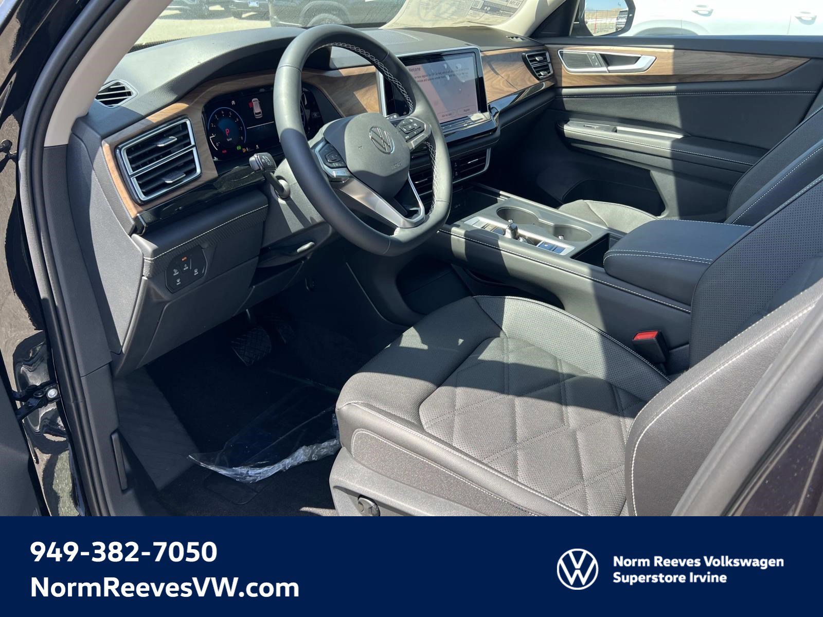 New 2026 Volkswagen Atlas SE image 3