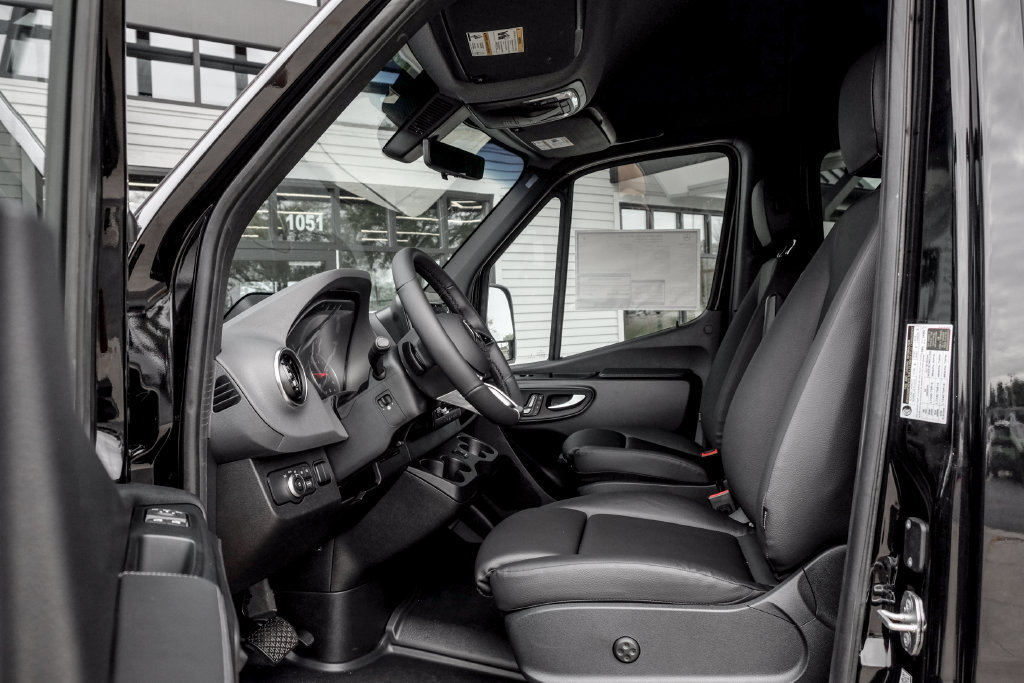 New 2026 Mercedes-Benz Sprinter 2500 image 12