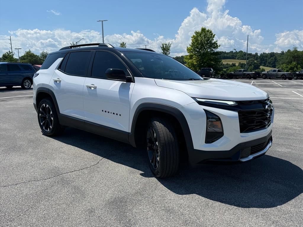 Used 2025 Chevrolet Equinox RS w/ Convenience Package III AWD/4WD image 11