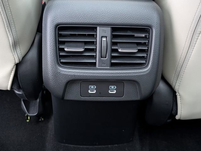 Used 2025 Acura ADX A-Spec image 17