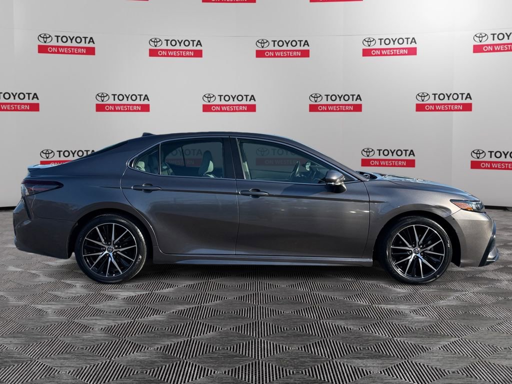 Used 2021 Toyota Camry SE w/ Cold Weather Package image 2