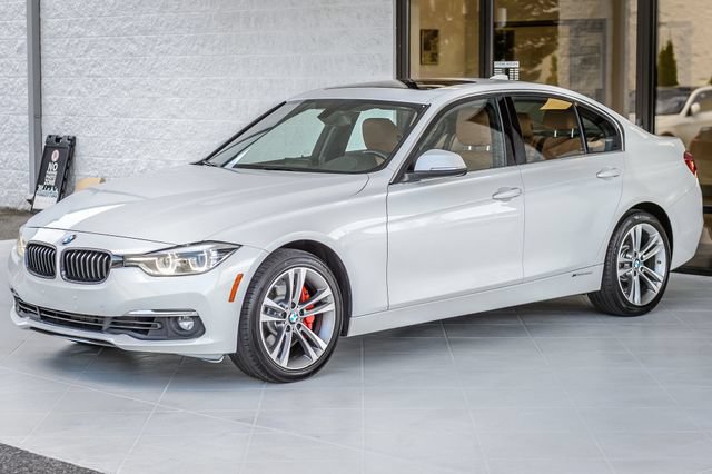 Used 2018 BMW 340i xDrive Sedan AWD/4WD image 6