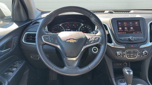 Used 2020 Chevrolet Equinox LT w/ Driver Convenience Package AWD/4WD image 13