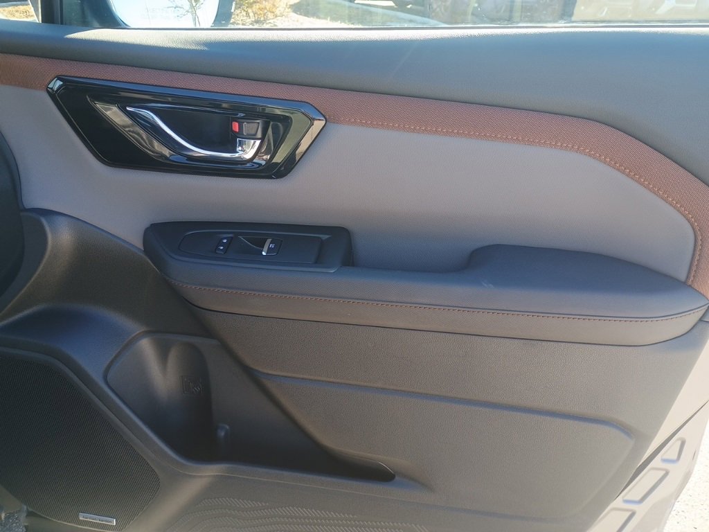 Used 2025 Subaru Forester Sport w/ Popular Package image 22