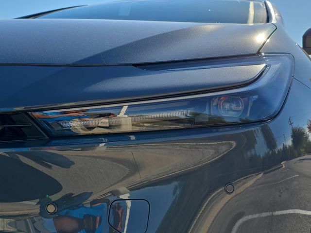 New 2026 Toyota Prius Plug-In Hybrid image 32