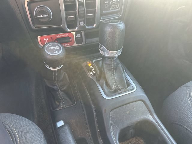 Used 2024 Jeep Wrangler Unlimited AWD/4WD image 24
