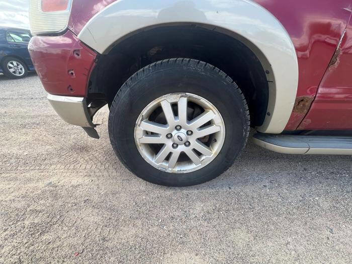 Used 2009 Ford Explorer Eddie Bauer AWD/4WD image 9