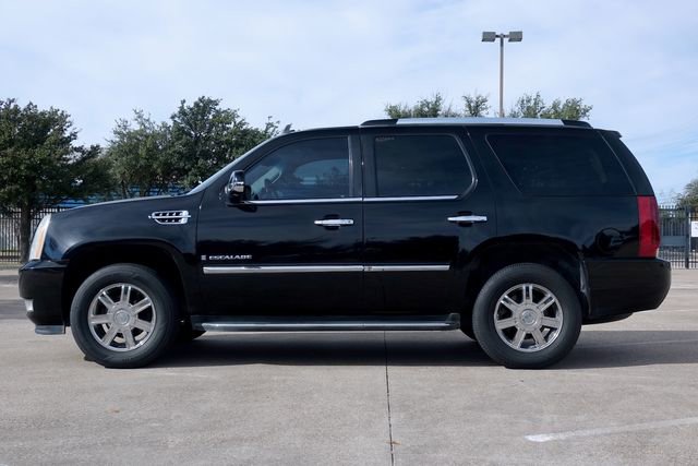 Used 2007 Cadillac Escalade 2WD w/ Information Package image 12