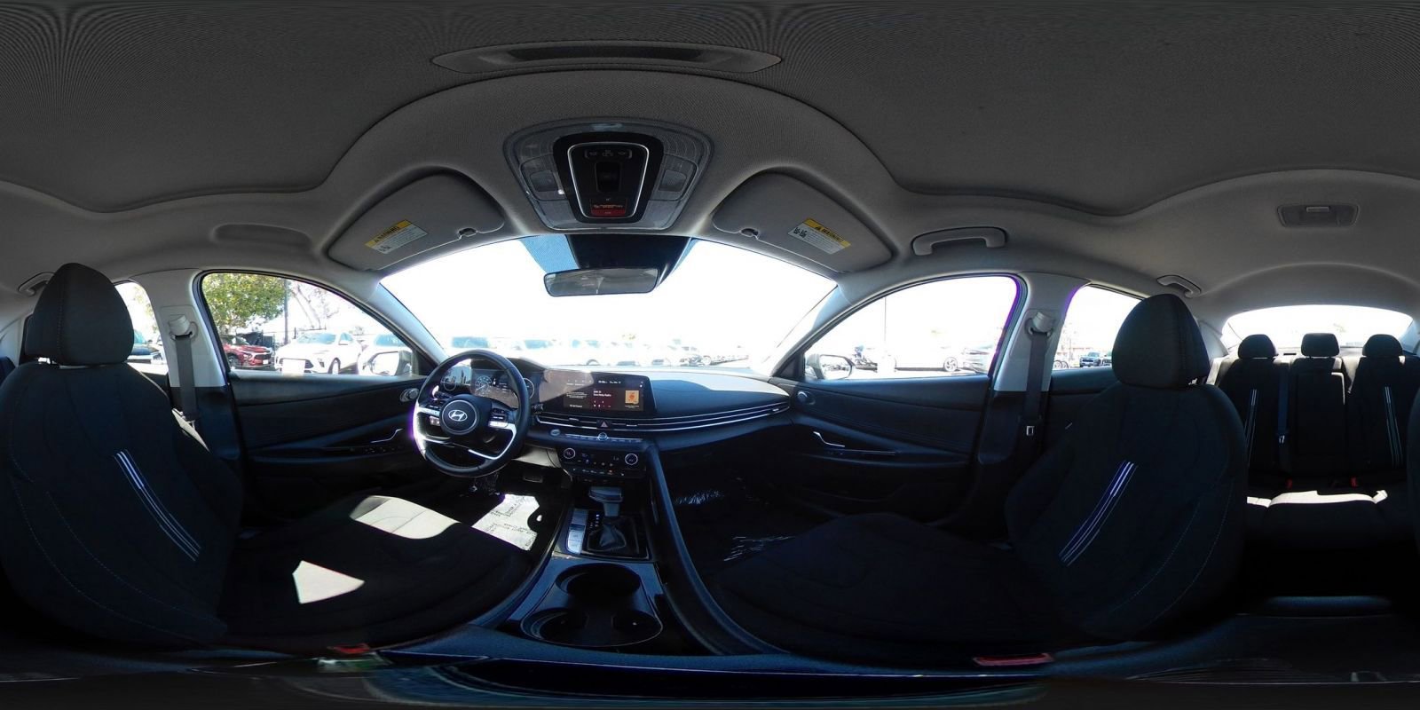 Used 2025 Hyundai Elantra SEL image 44