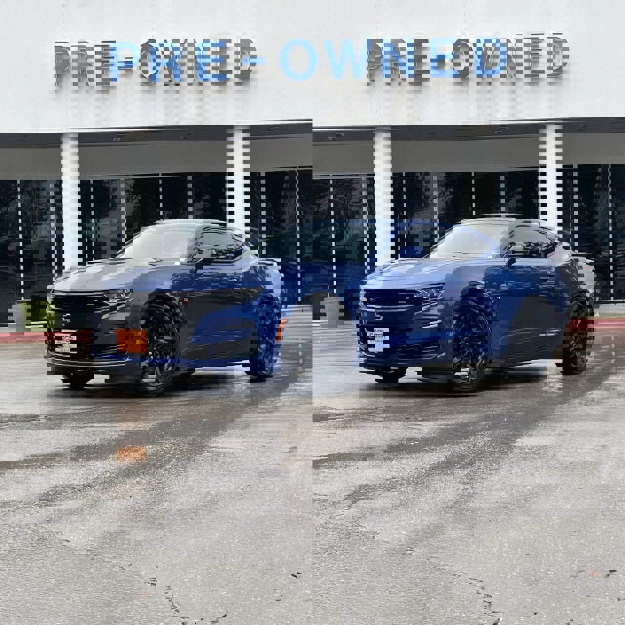 Used 2019 Chevrolet Camaro SS image 2