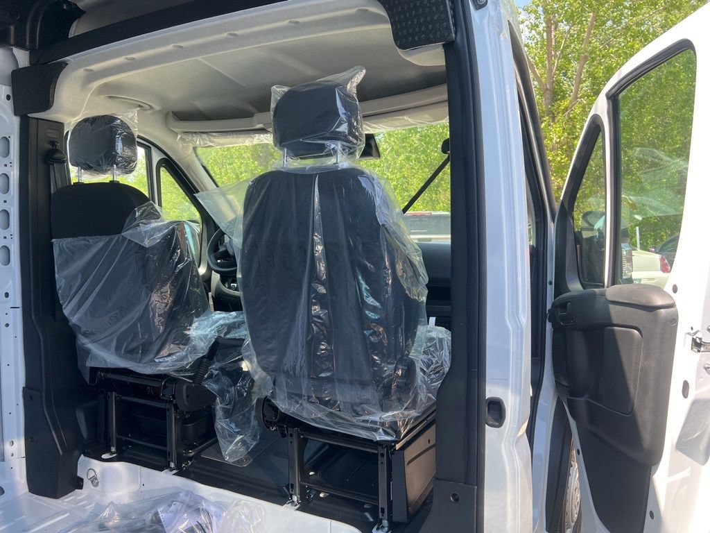 New 2026 RAM ProMaster 2500 w/ Convenience Group FWD image 9
