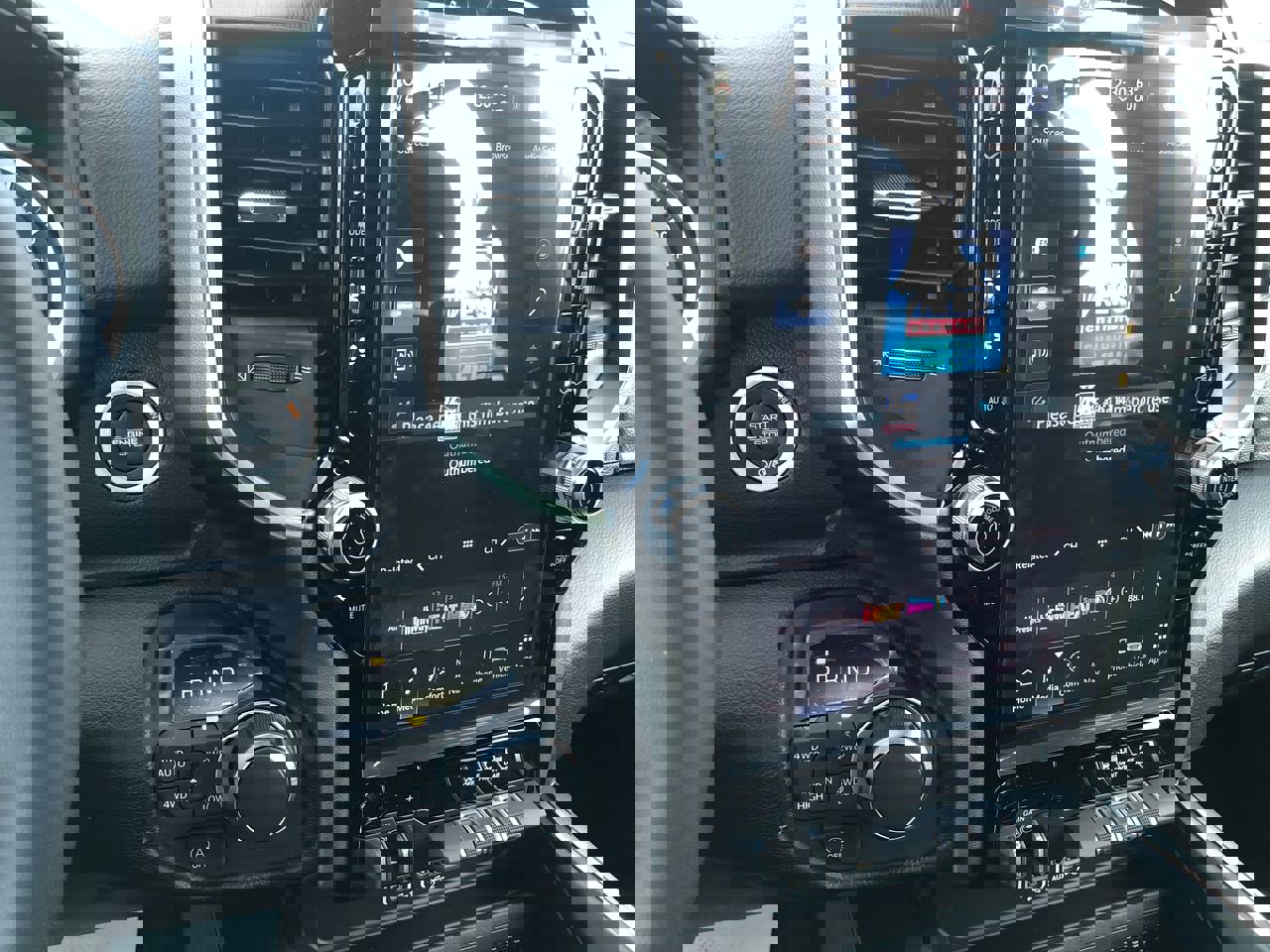 New 2026 RAM 1500 4x4 Crew Cab image 26