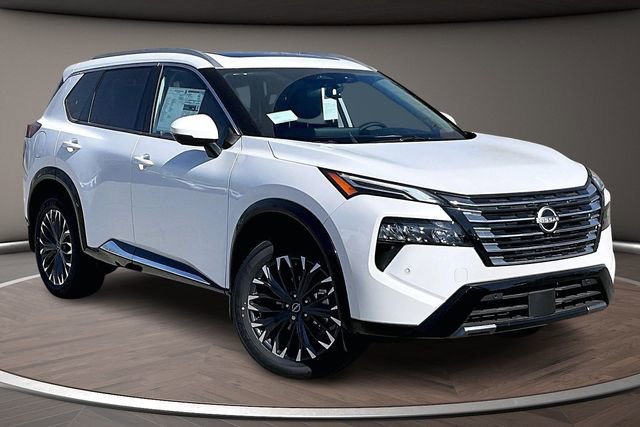 New 2026 Nissan Rogue Platinum image 2