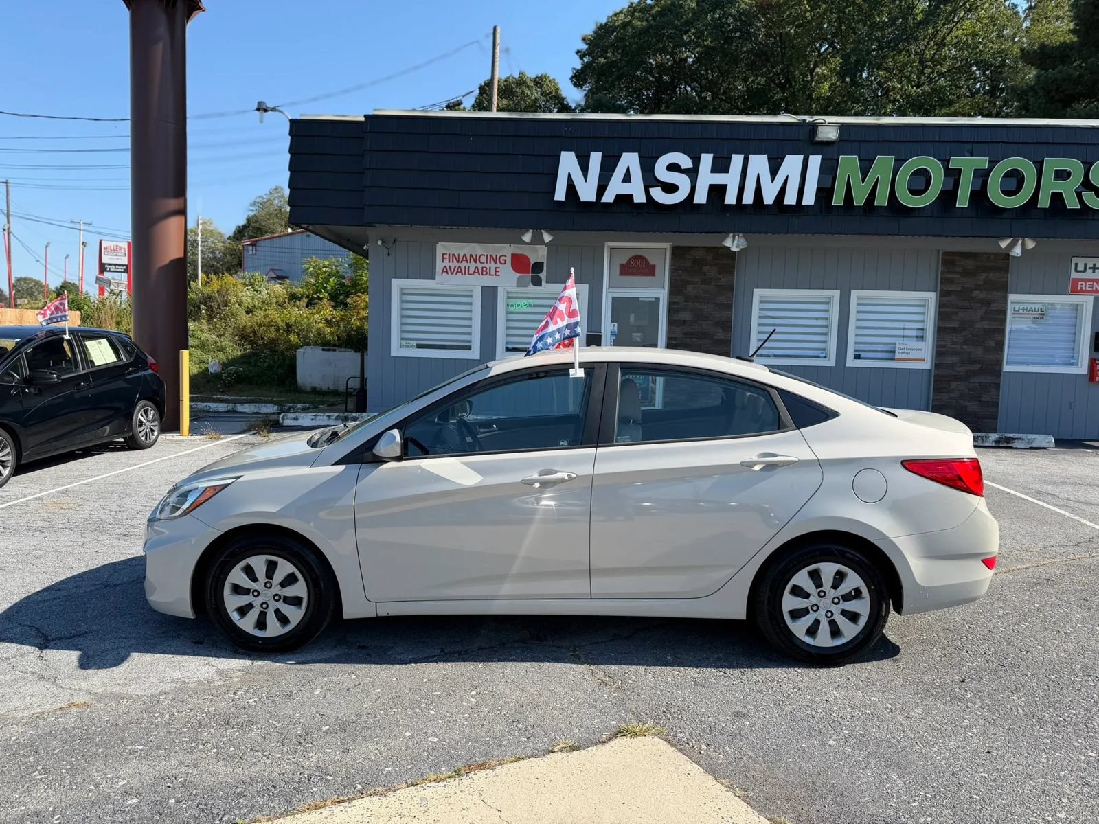 Used 2016 Hyundai Accent SE FWD image 2