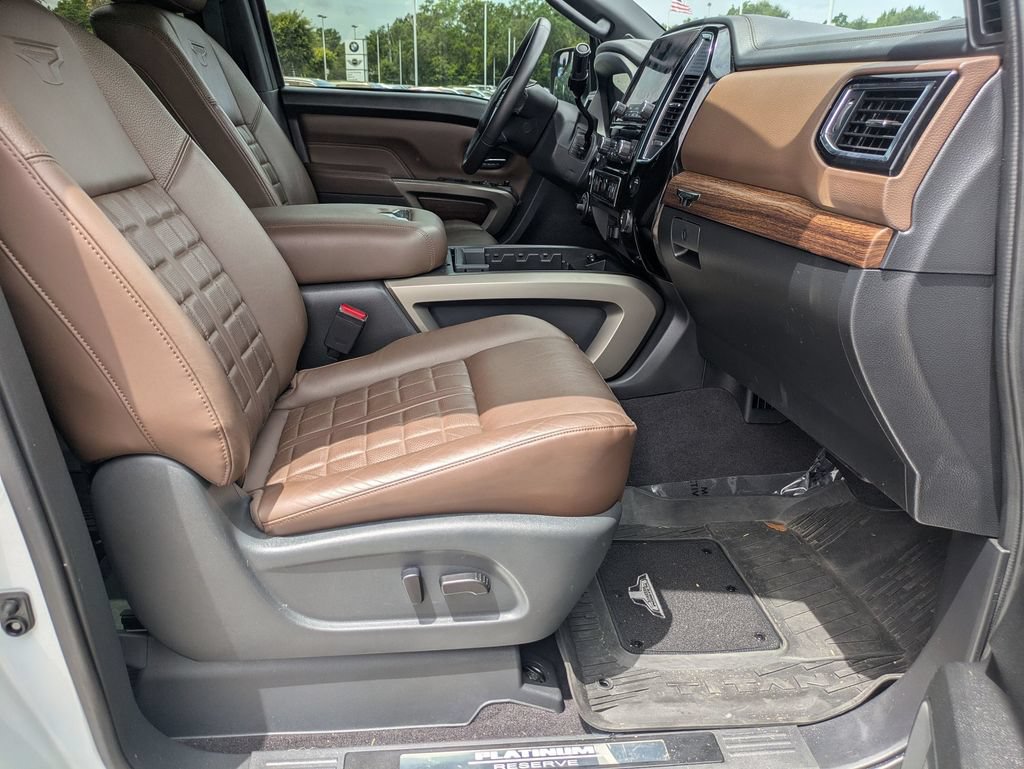 Used 2023 Nissan Titan Platinum Reserve w/ Moonroof Package AWD/4WD image 26