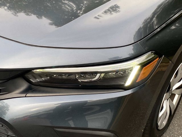 Used 2024 Honda Civic LX image 5