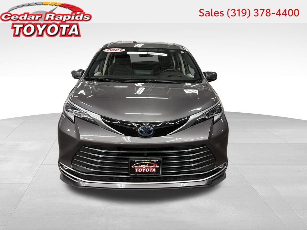 Certified 2021 Toyota Sienna Platinum image 10