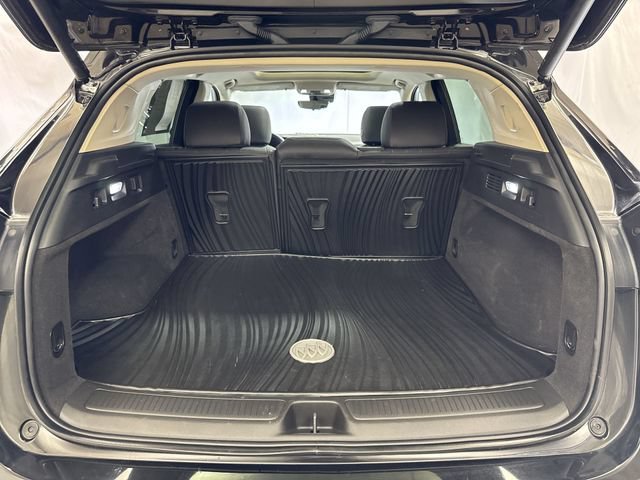 Used 2023 Buick Envision Avenir AWD/4WD image 27