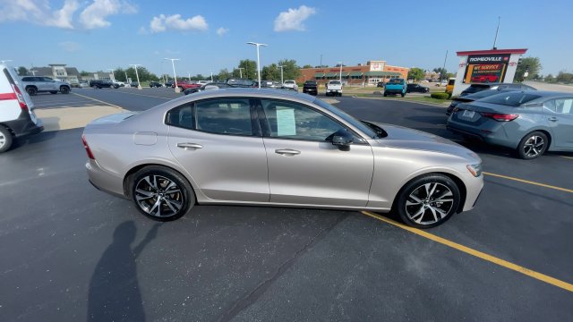 Used 2024 Volvo S60 B5 Core w/ Climate Package AWD/4WD image 3