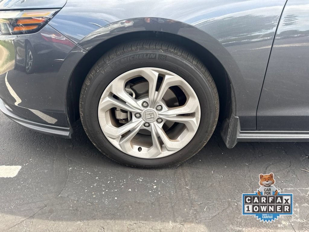 Certified 2025 Honda Accord LX image 9