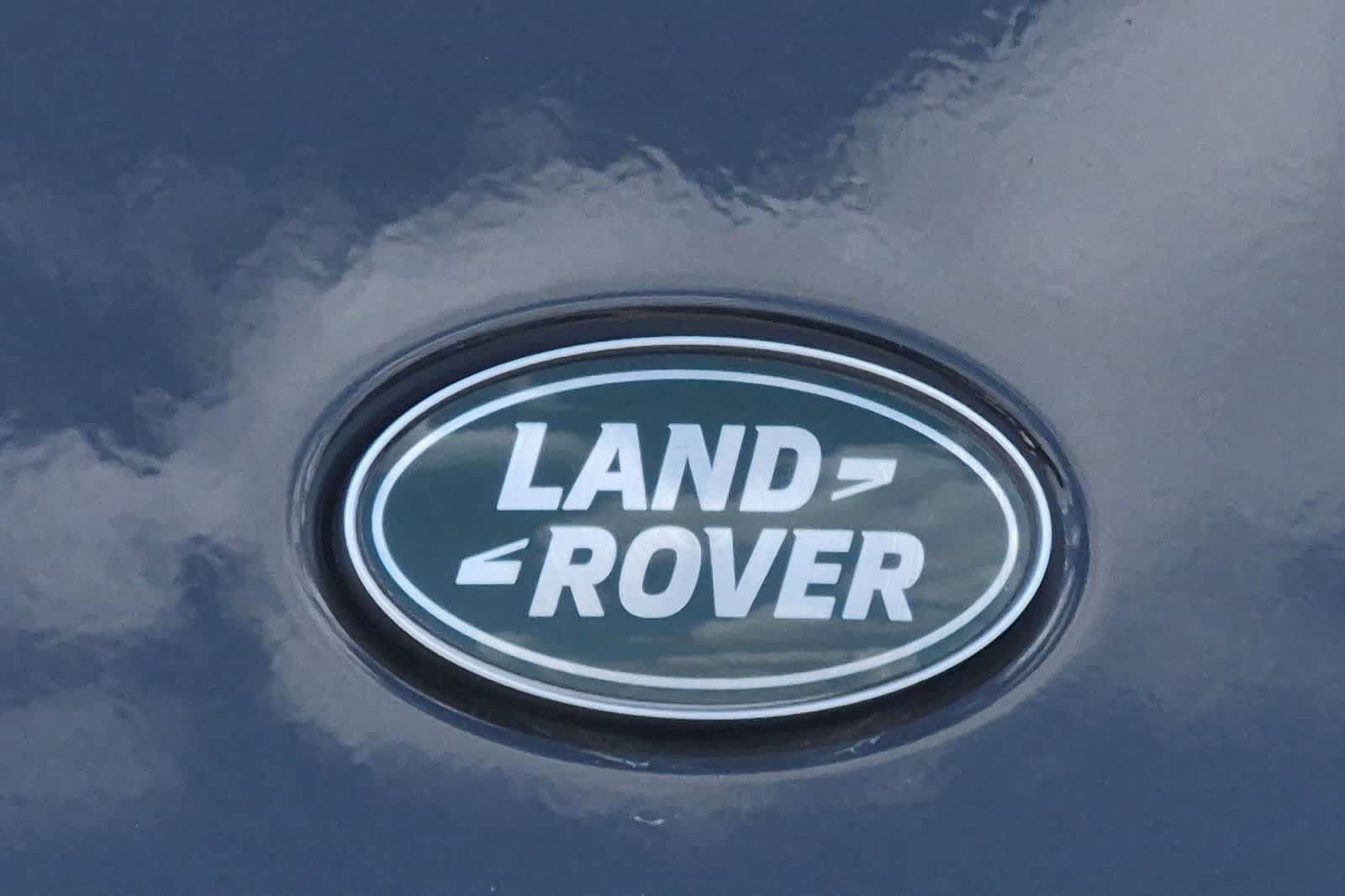 New 2026 Land Rover Discovery Dynamic SE AWD/4WD image 11