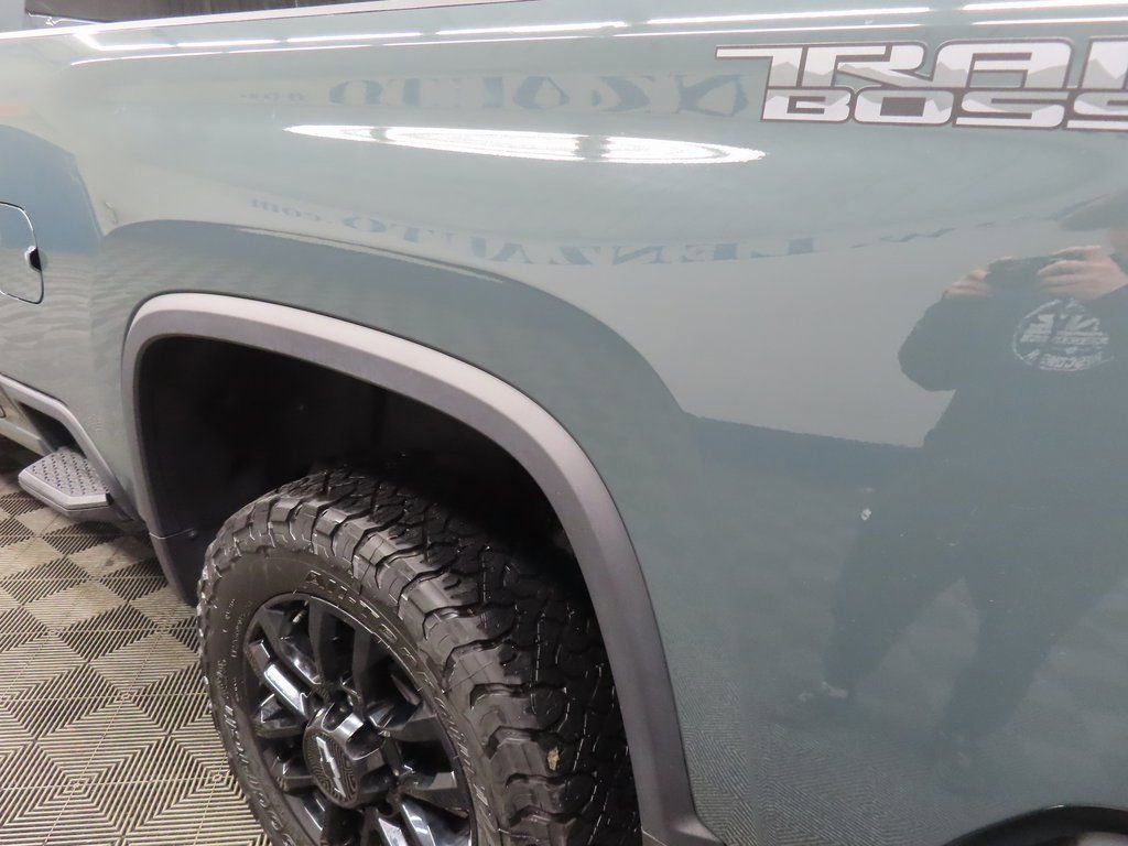 Used 2025 Chevrolet Silverado 2500 LTZ w/ Trail Boss Package image 39