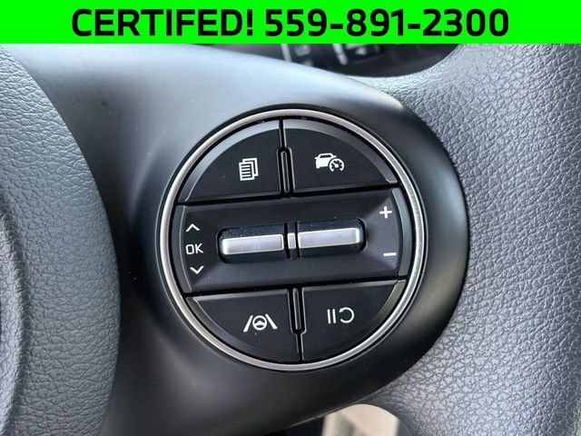 Certified 2025 Kia Soul LX w/ LX Technology Package FWD image 14