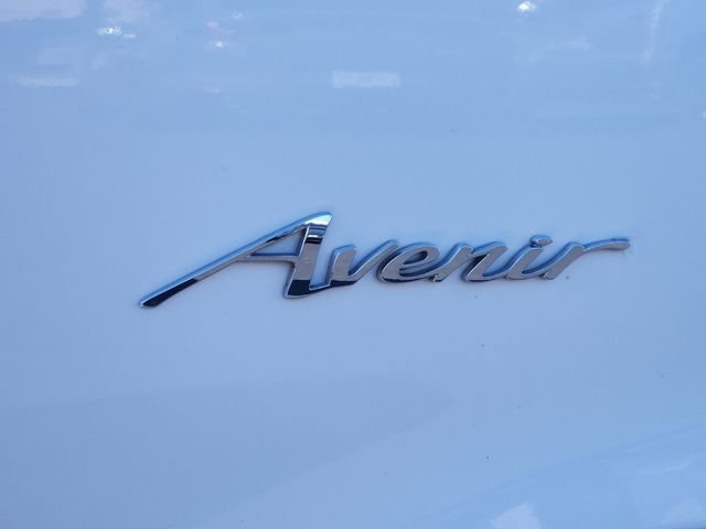 Certified 2023 Buick Enclave Avenir w/ Avenir Technology Package image 10