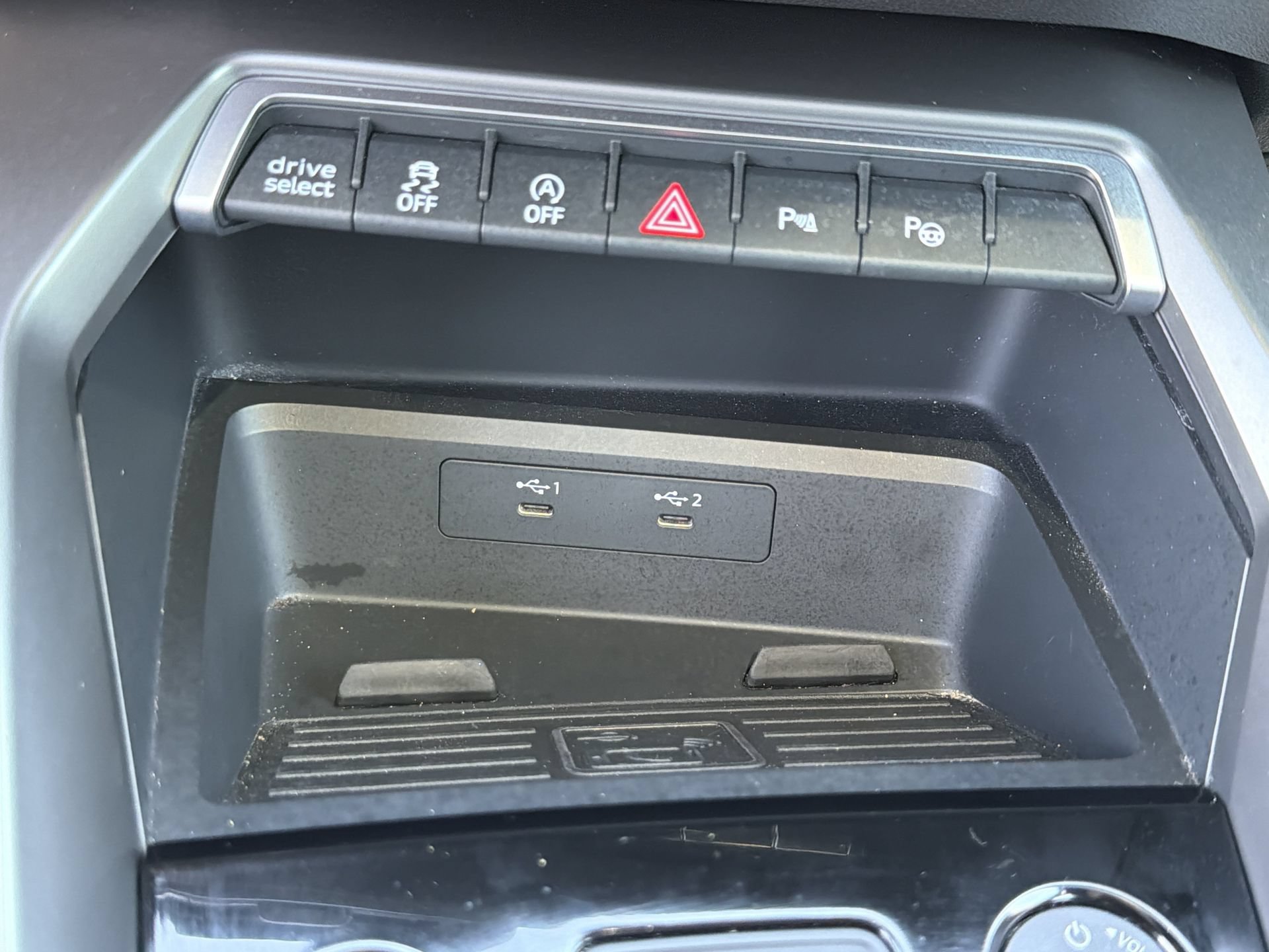 Used 2024 Audi A3 2.0T Premium FWD image 7