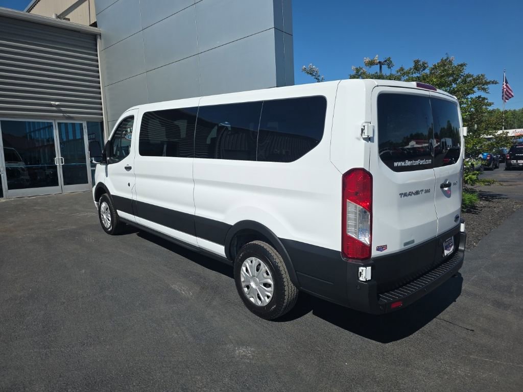 Used 2023 Ford Transit 350 XLT RWD image 7