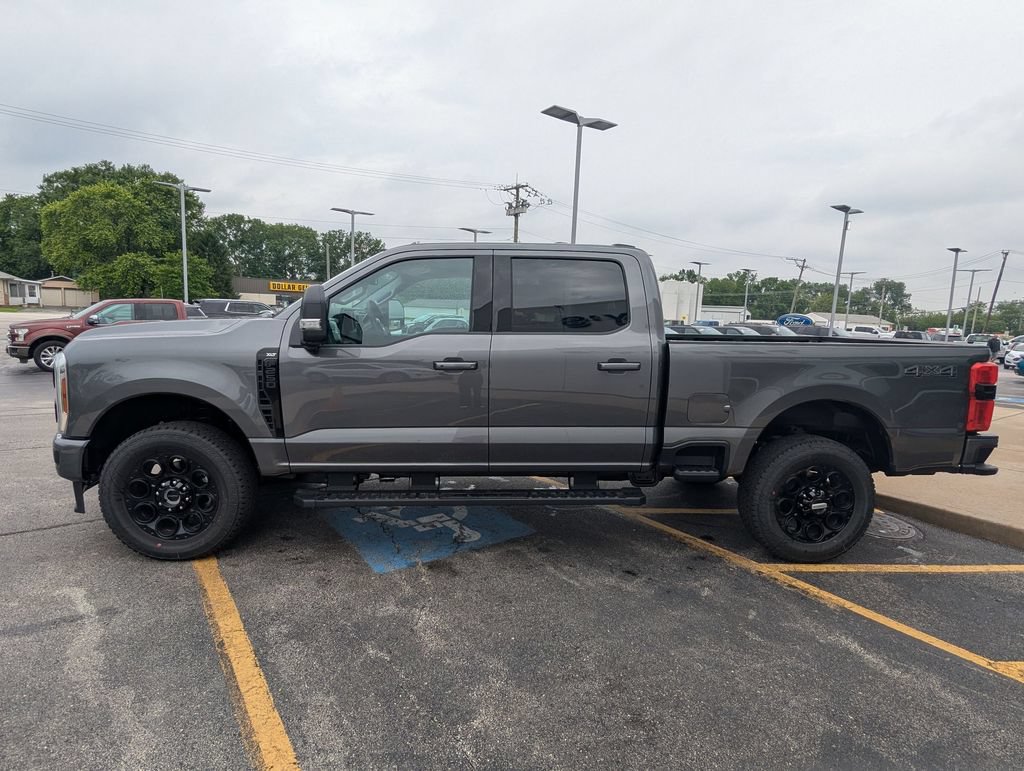 New 2026 Ford F250 XLT w/ XLT Premium Package AWD/4WD image 3