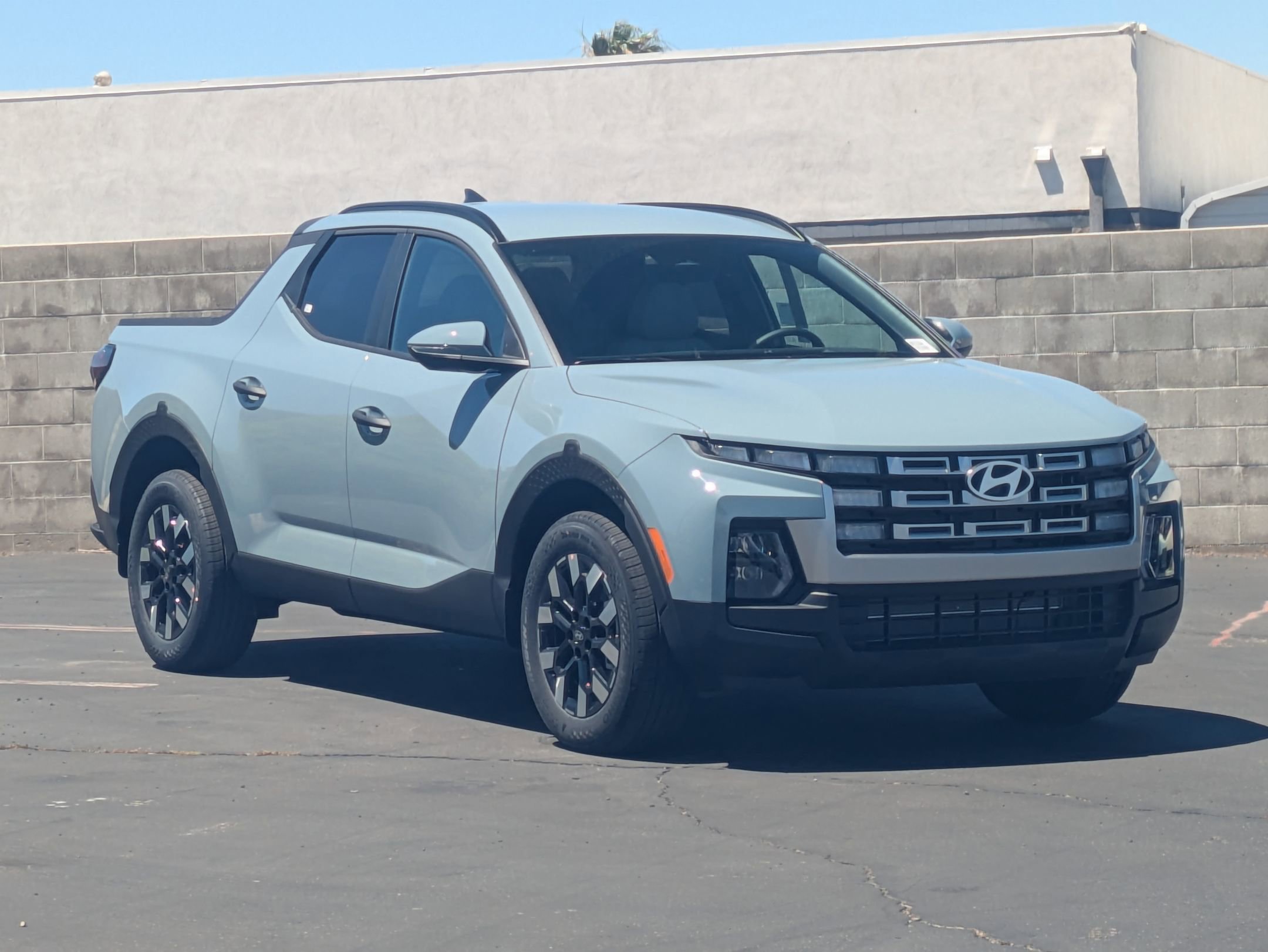 New 2025 Hyundai Santa Cruz SEL image 1