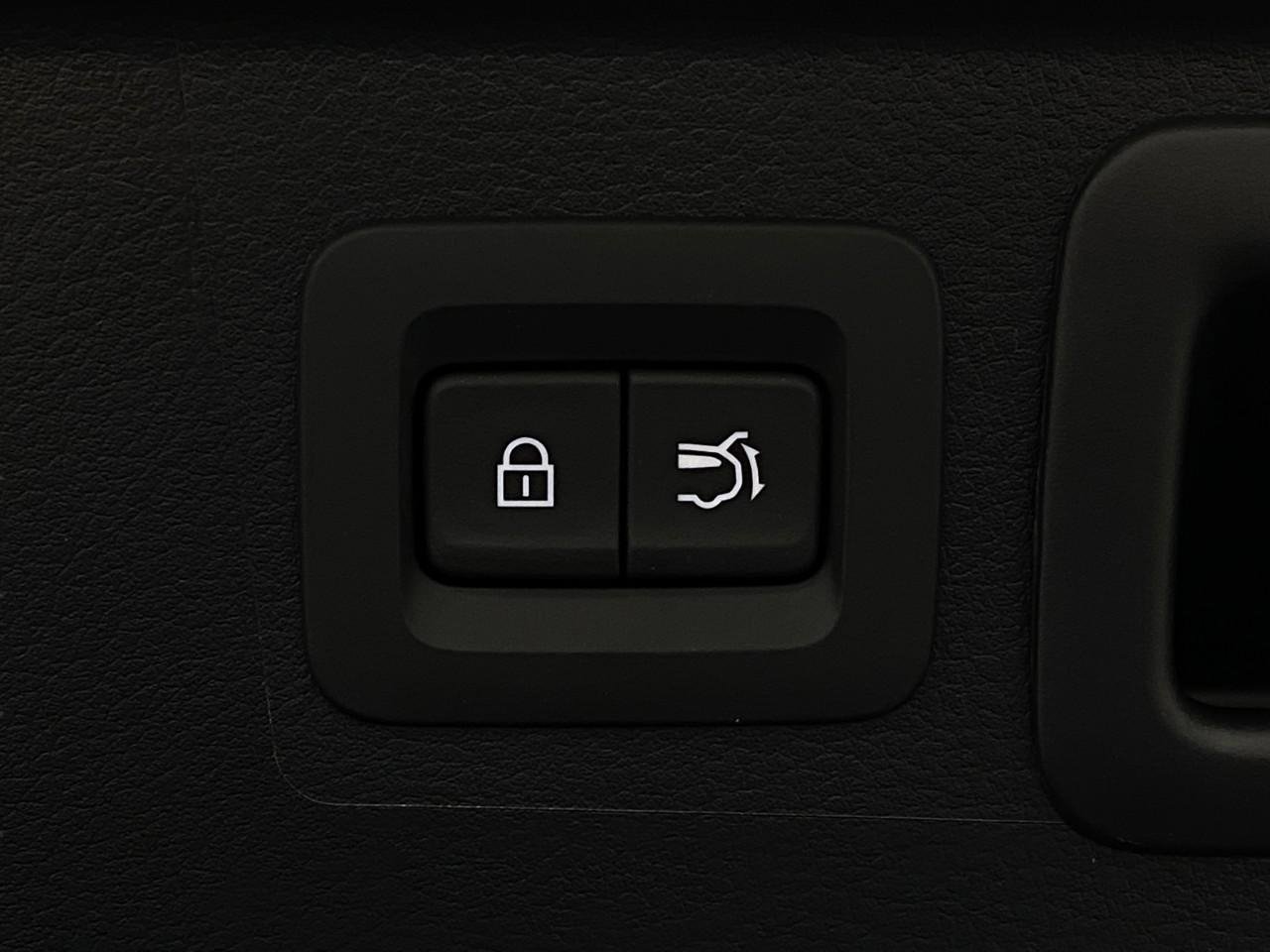 New 2025 MAZDA CX-50 AWD 2.5 S w/ Cargo Package image 6