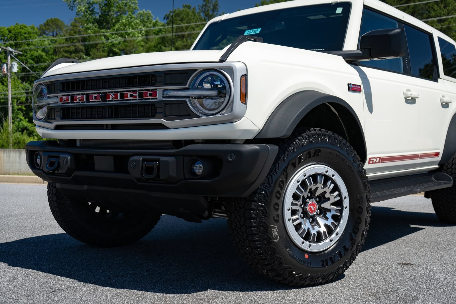 New 2026 Ford Bronco Outer Banks w/ Sasquatch Package AWD/4WD image 6