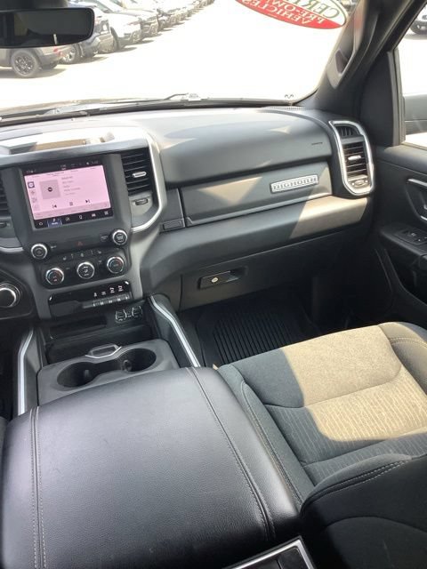 Used 2022 RAM 1500 Big Horn AWD/4WD image 17